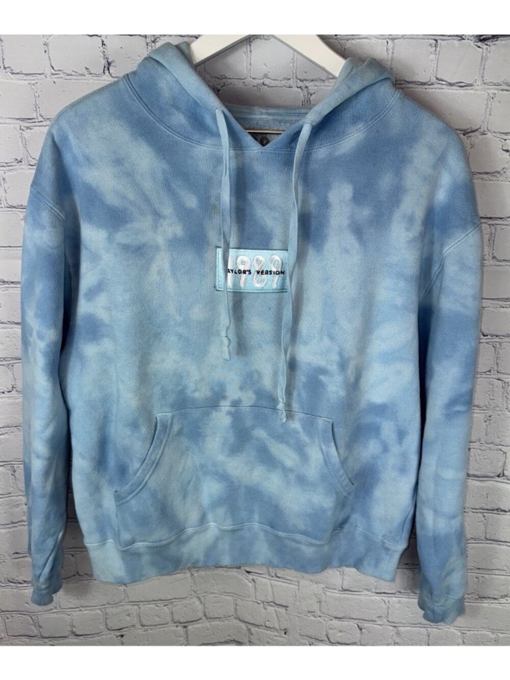 1989 Taylor's Version Blue Tie Dye Hoodie Official Taylor Swift Patch Sweatshirt